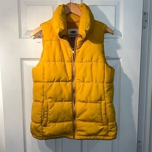 Woman’s Size Small Old Navy Puff Vest